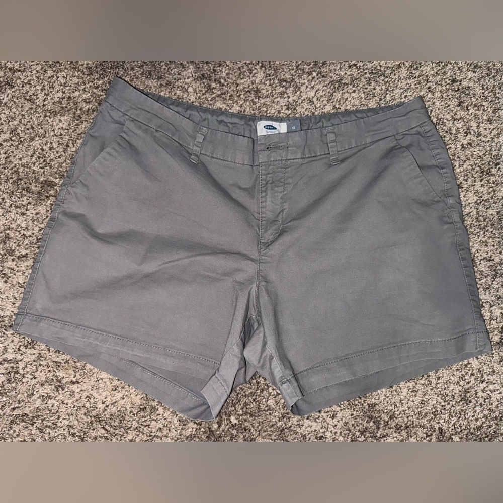 Old Navy Chino Shorts 5in inseam Gray